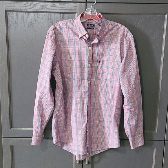 IZOD Plaid Long sleeved Button Down 100% Cotton Shirt Size Small - Picture 3 of 9